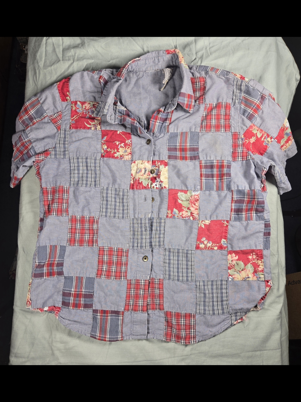 Women's Patchwork Short-Sleeve Button-Up Shirt - Red & Blue